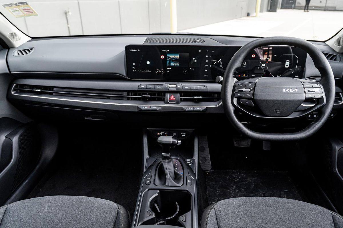 2025 Kia K4 Sport CL4m