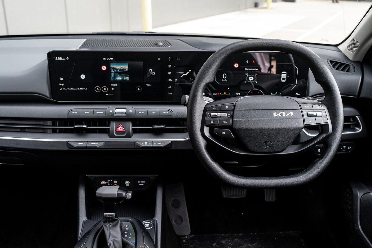 2025 Kia K4 Sport CL4m