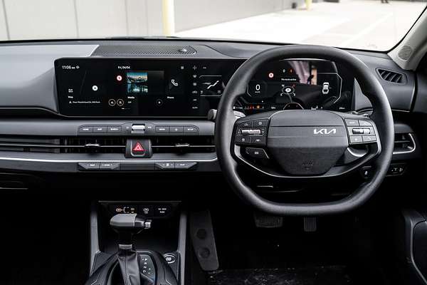 2025 Kia K4 Sport CL4m
