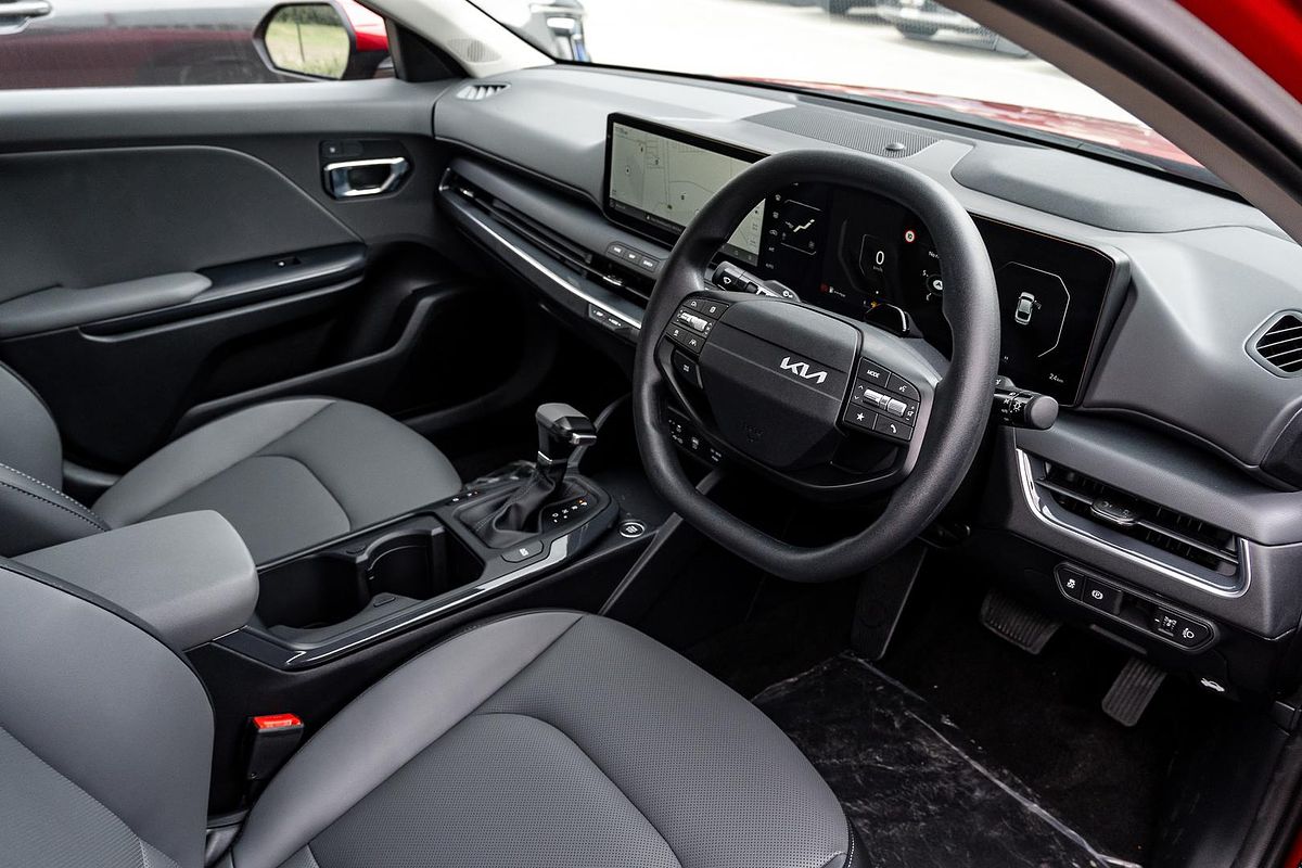 2025 Kia K4 Sport+ CL4m