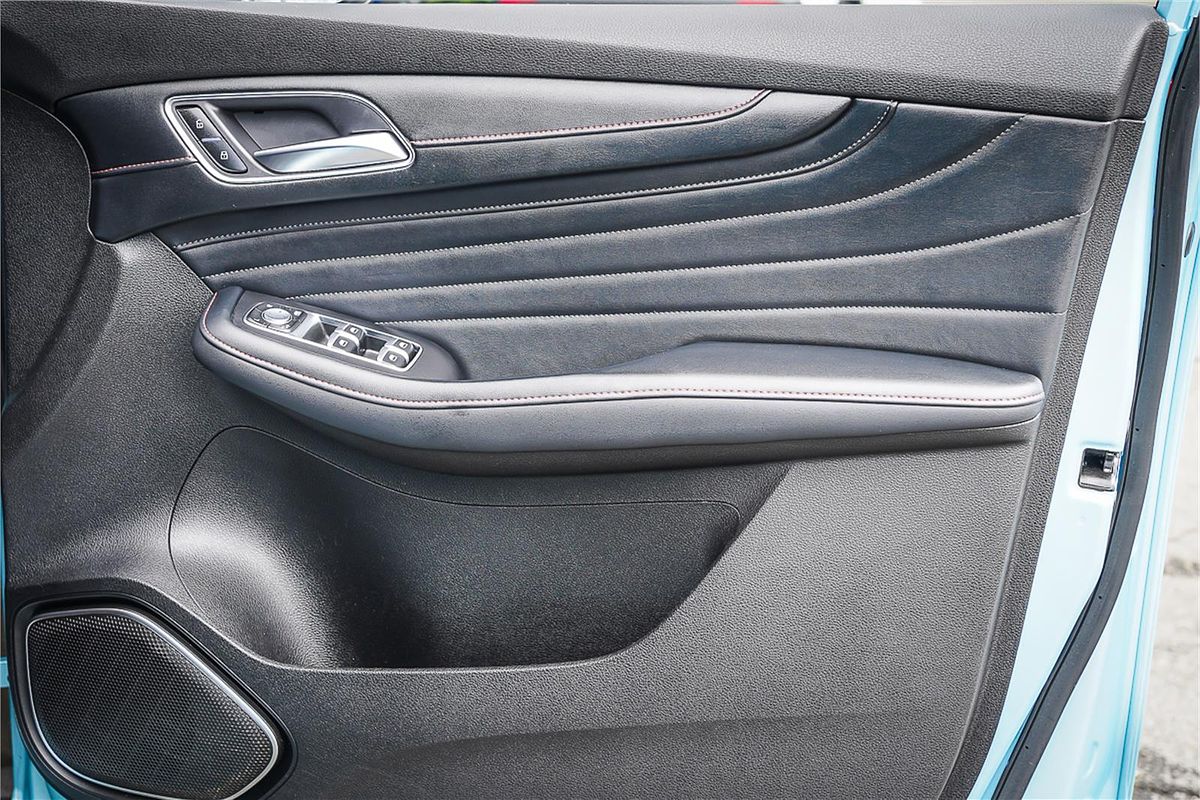 2021 MG HS PHEV Essence SAS23