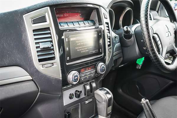 2017 Mitsubishi Pajero GLX NX