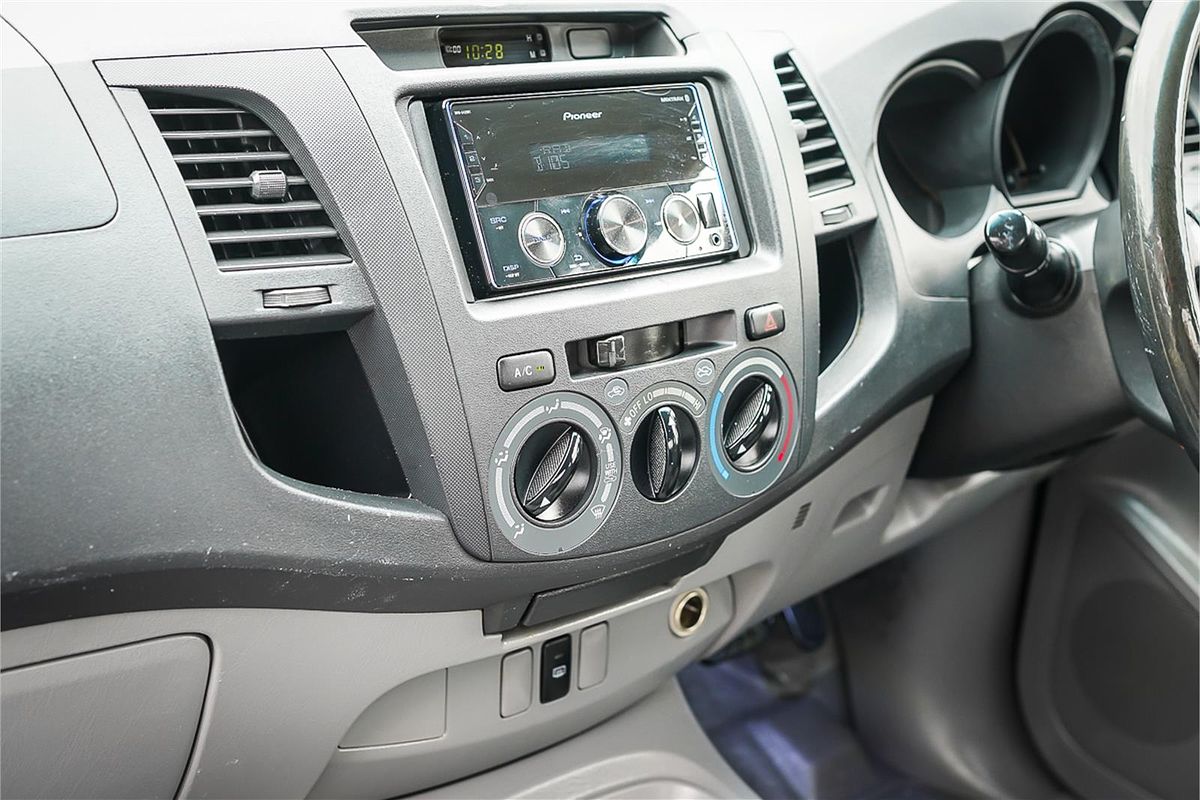 2008 Toyota Hilux SR GGN15R Rear Wheel Drive