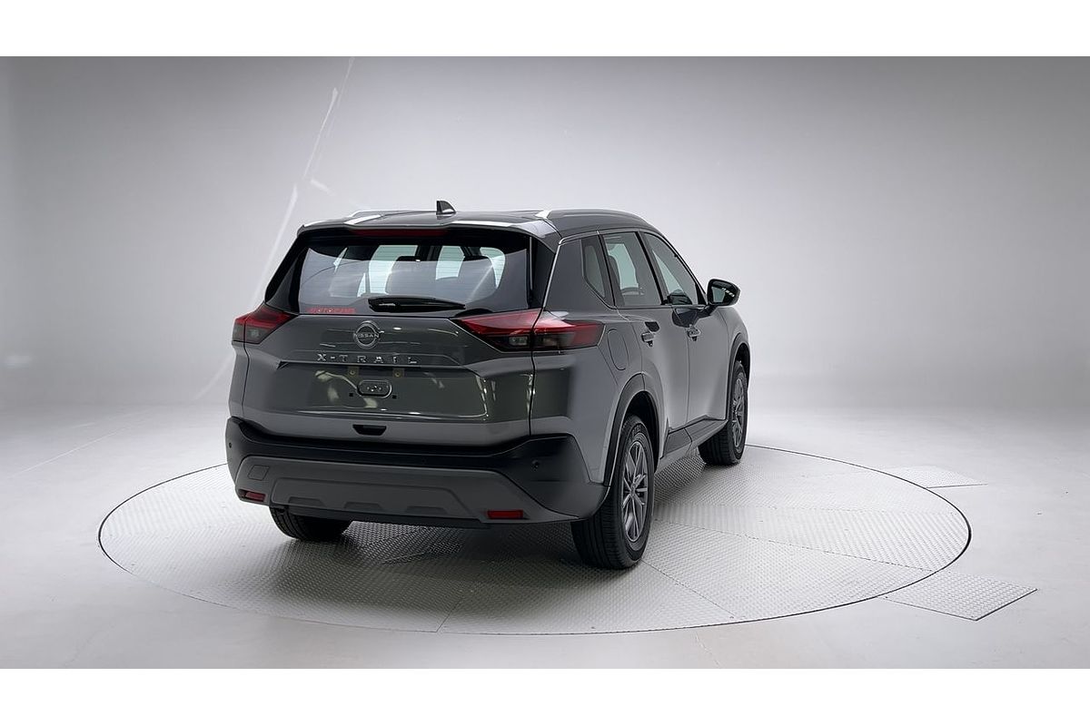 2023 Nissan X-TRAIL ST T33