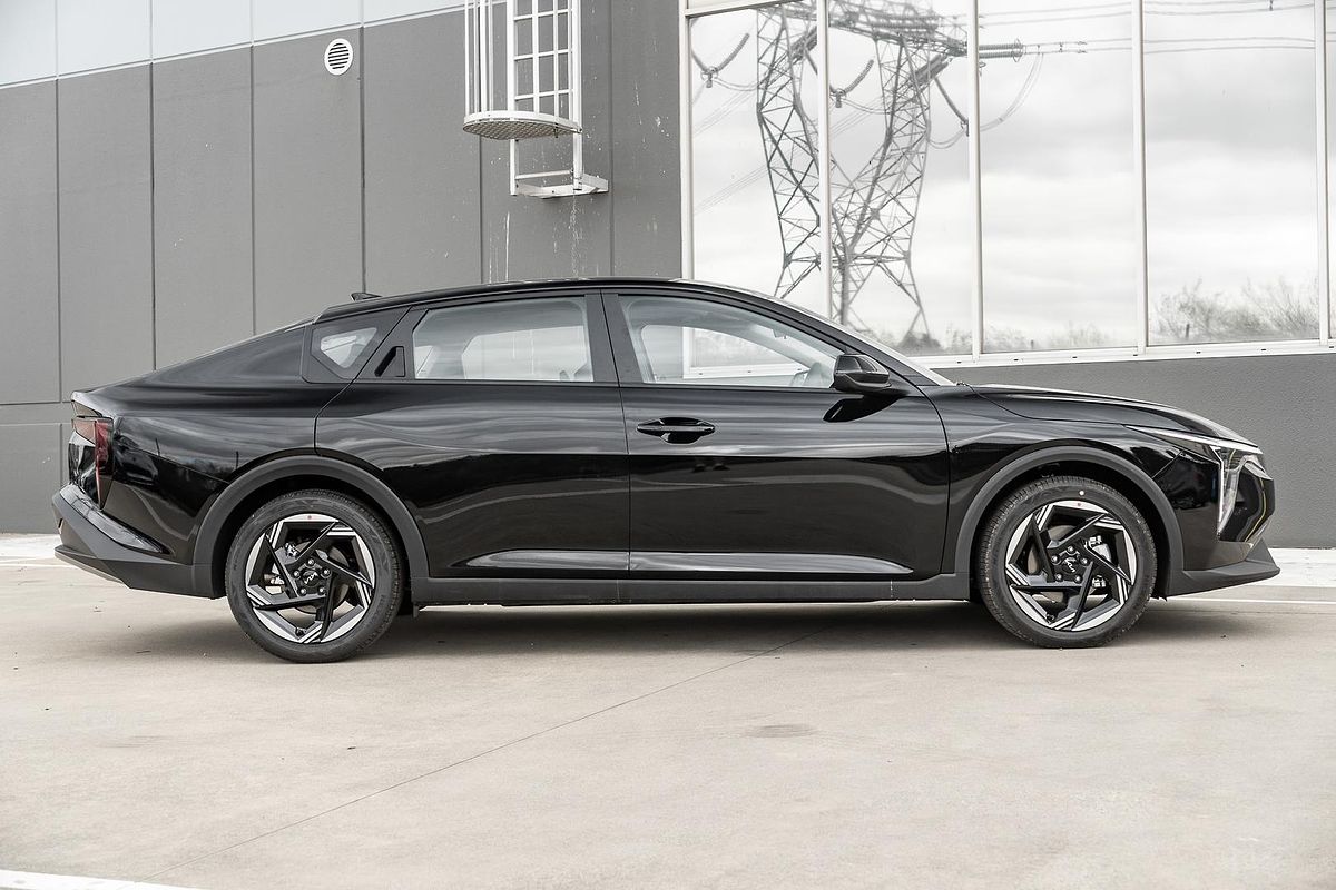 2025 Kia K4 Sport CL4m