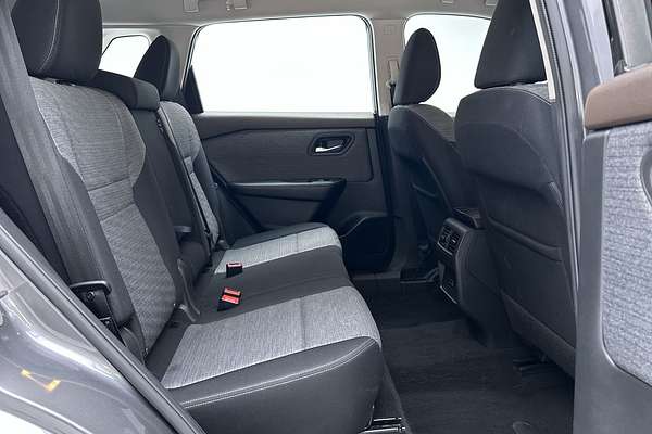 2023 Nissan X-TRAIL ST T33