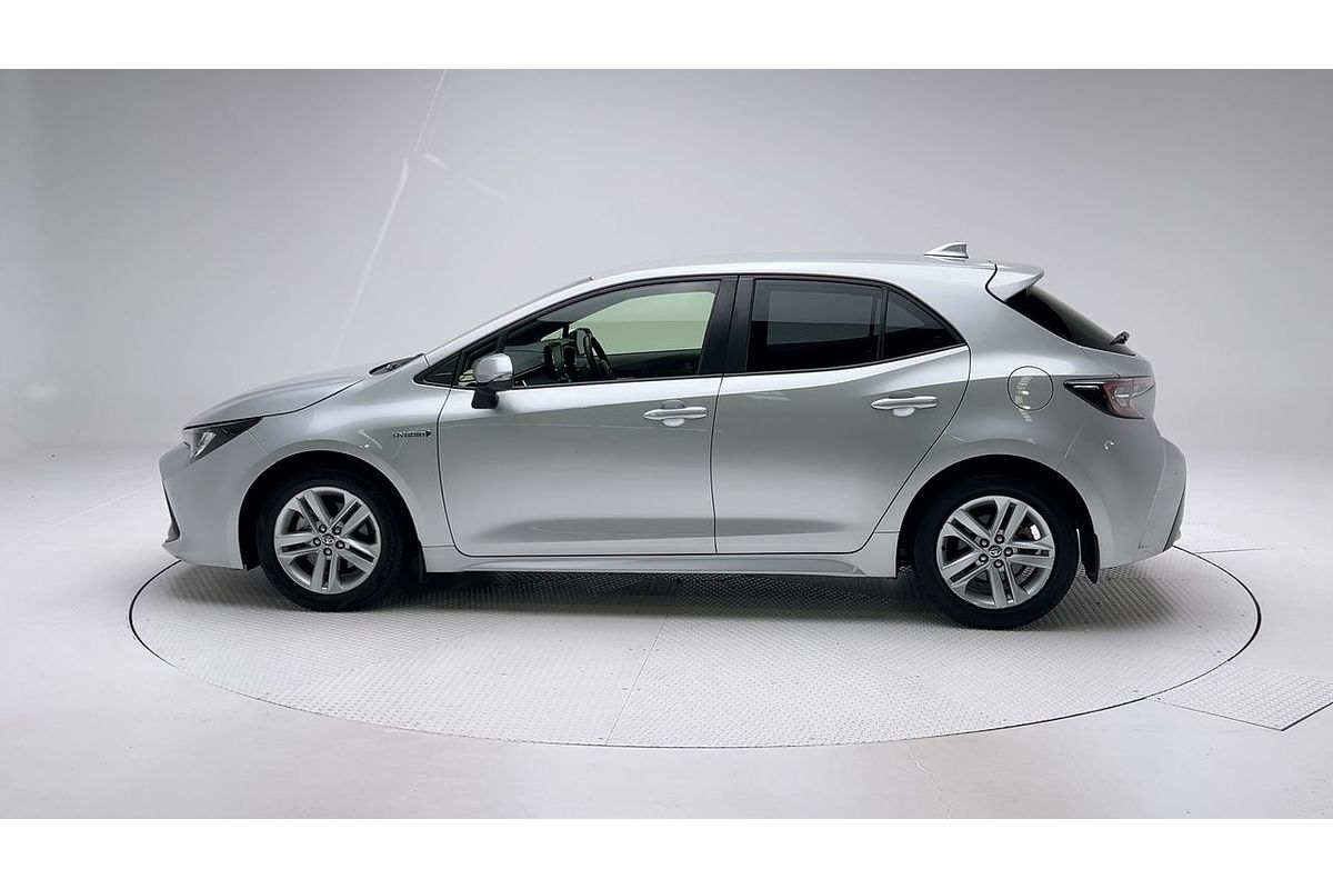 2020 Toyota Corolla SX Hybrid ZWE211R