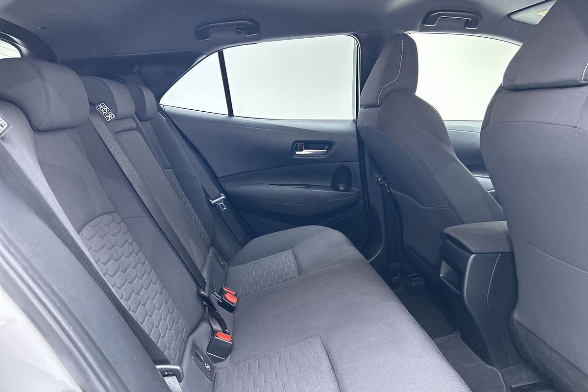 2020 Toyota Corolla SX Hybrid ZWE211R