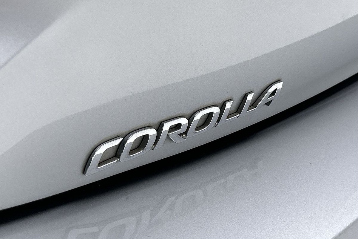 2020 Toyota Corolla SX Hybrid ZWE211R