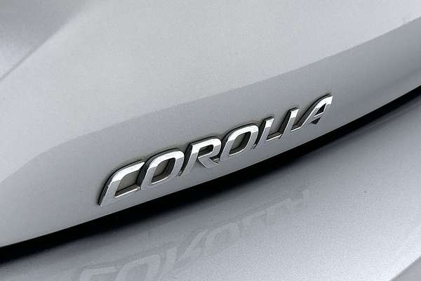 2020 Toyota Corolla SX Hybrid ZWE211R