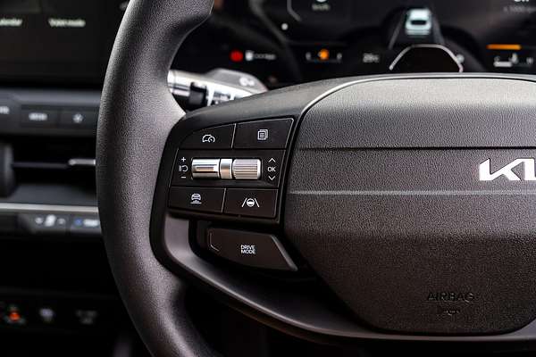 2025 Kia K4 Sport CL4m