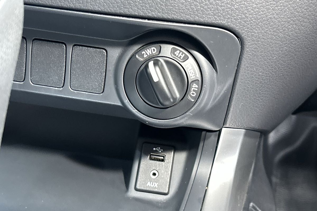 2019 Nissan Navara RX D23 Series 4 4X4