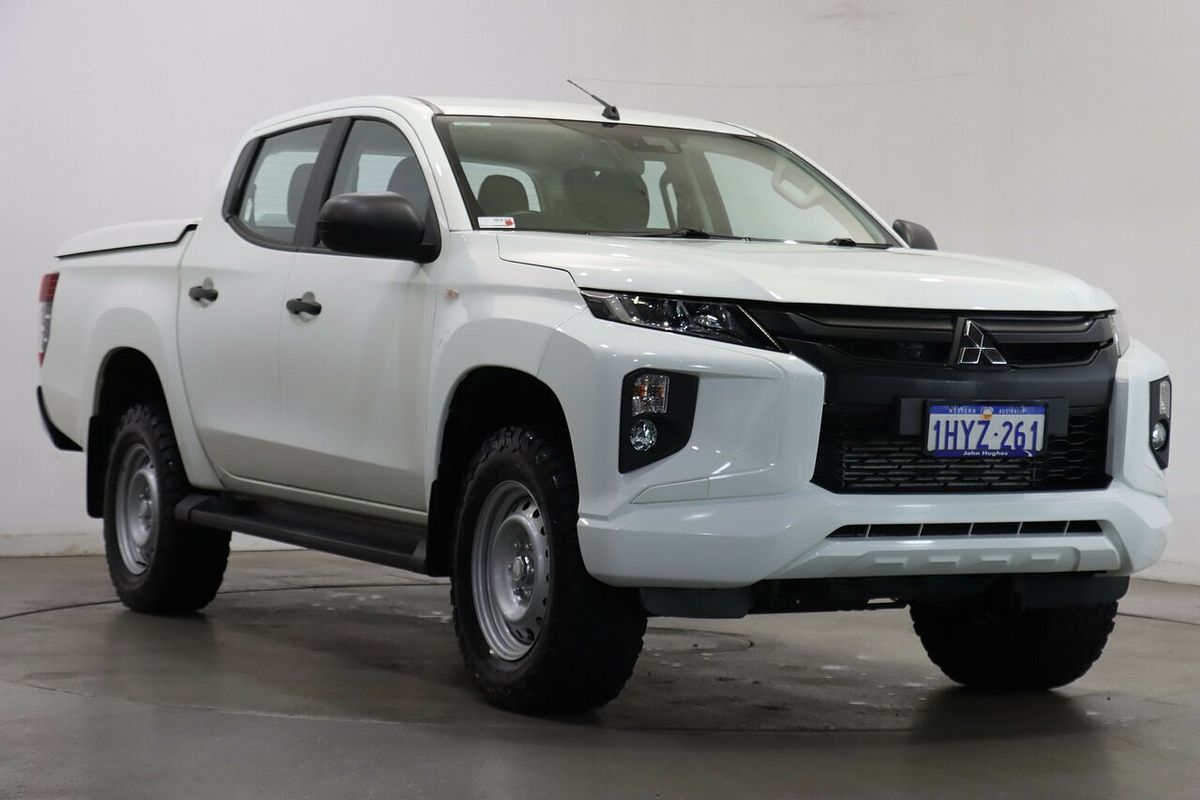 2023 Mitsubishi Triton GLX+ MR 4X4