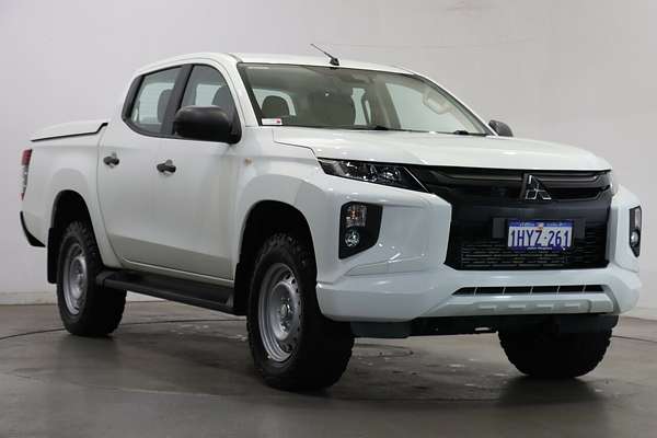 2023 Mitsubishi Triton GLX+ MR 4X4