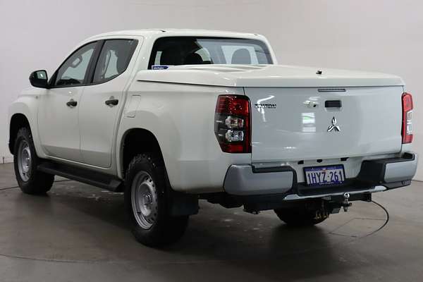 2023 Mitsubishi Triton GLX+ MR 4X4