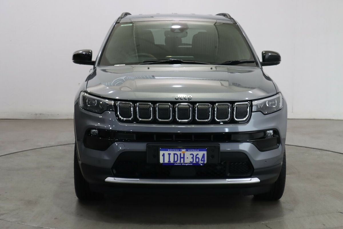 2023 Jeep Compass Limited M6