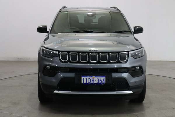 2023 Jeep Compass Limited M6
