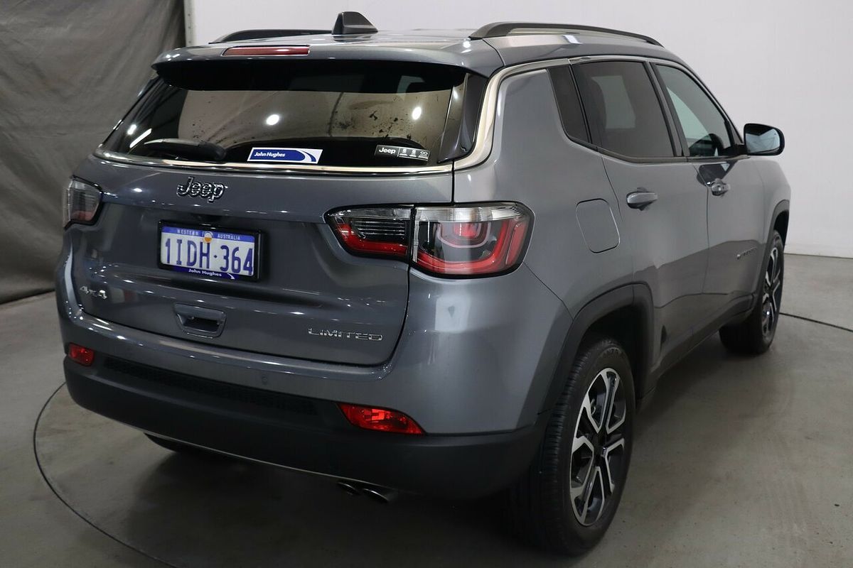 2023 Jeep Compass Limited M6