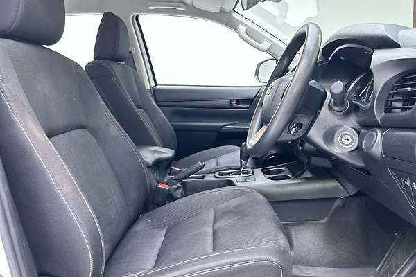 2023 Toyota Hilux SR GUN126R 4X4