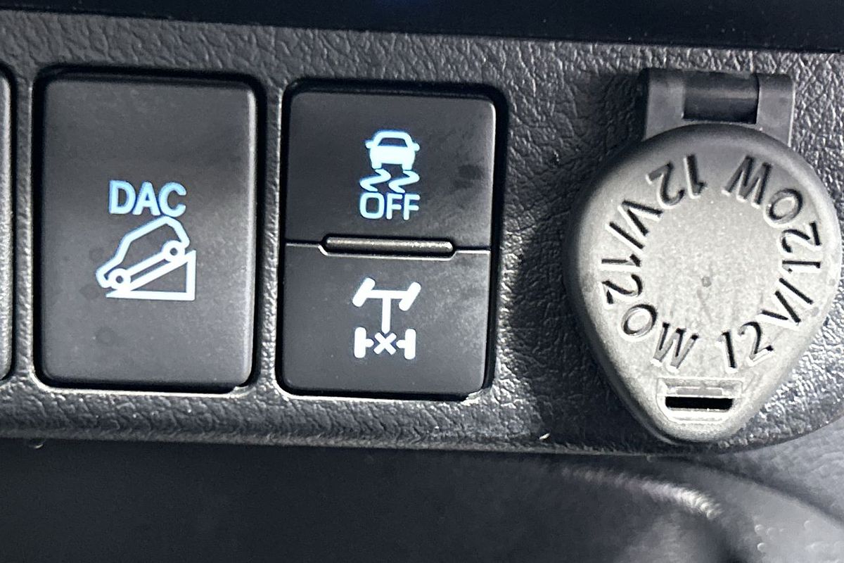 2023 Toyota Hilux SR GUN126R 4X4