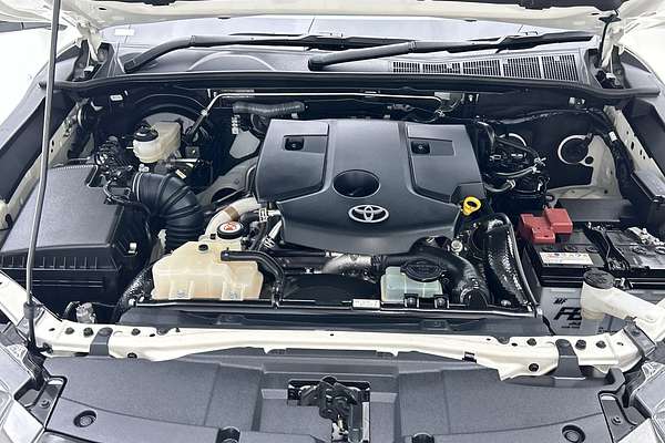 2023 Toyota Hilux SR GUN126R 4X4