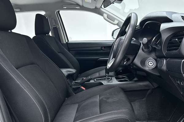 2023 Toyota Hilux SR GUN126R 4X4