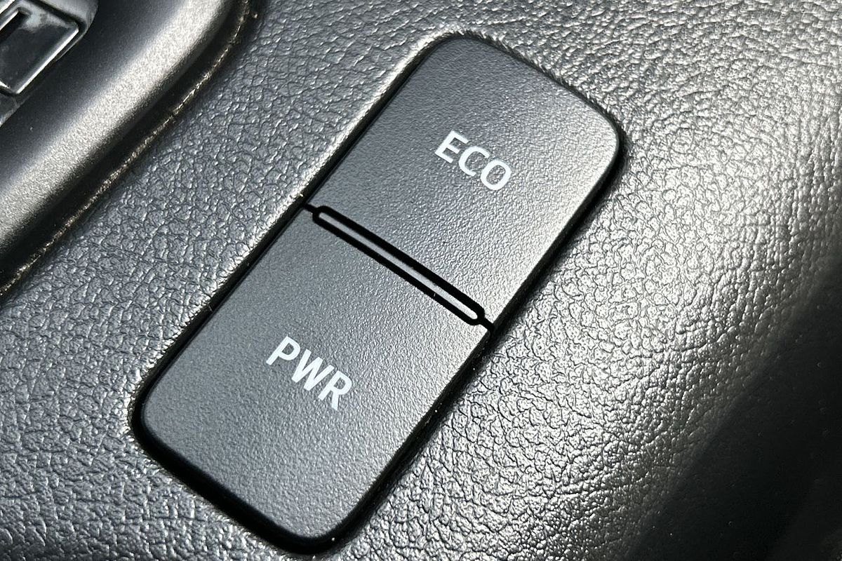 2023 Toyota Hilux SR GUN126R 4X4