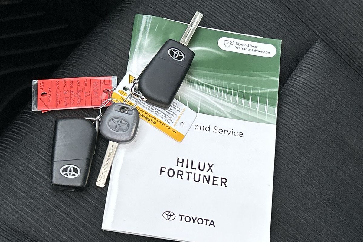 2023 Toyota Hilux SR GUN126R 4X4