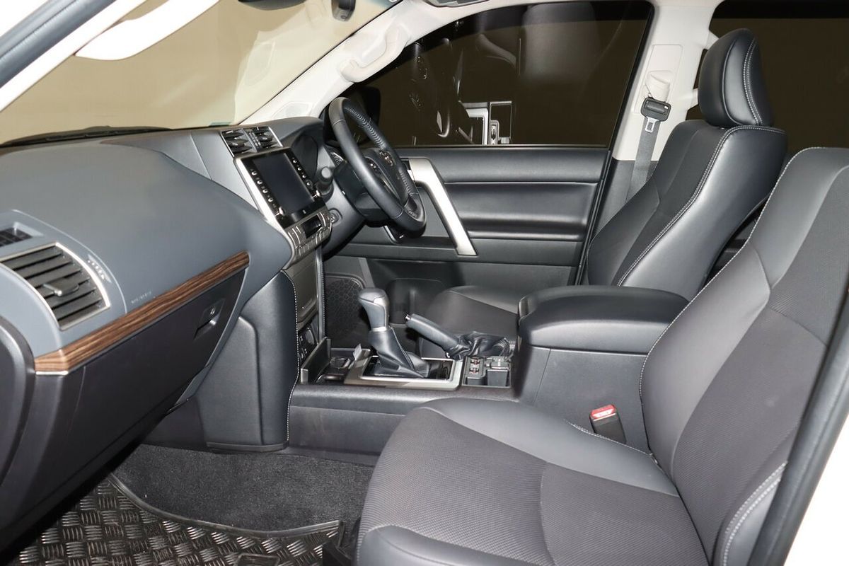 2023 Toyota Landcruiser Prado VX GDJ150R