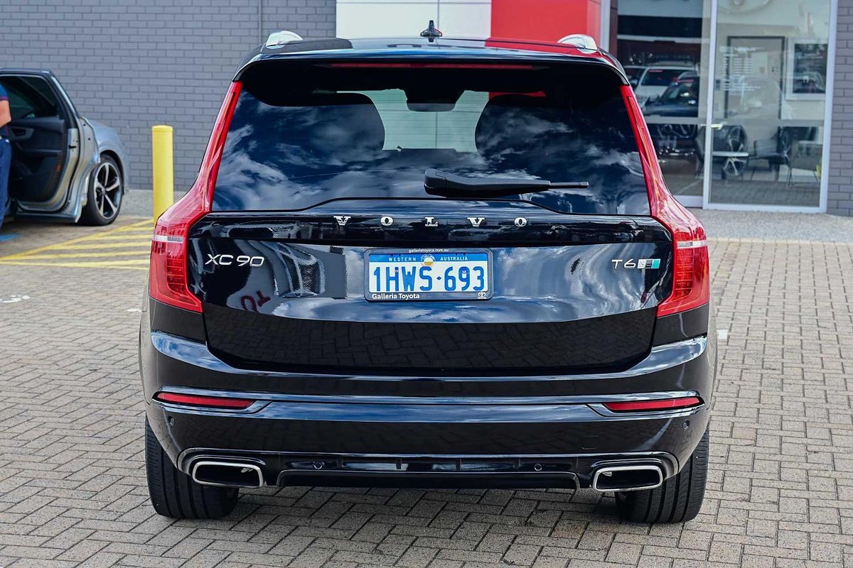 2018 Volvo XC90 T6 R-Design