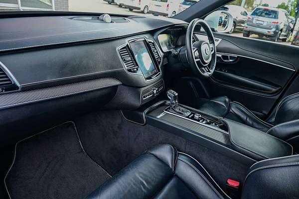 2018 Volvo XC90 T6 R-Design