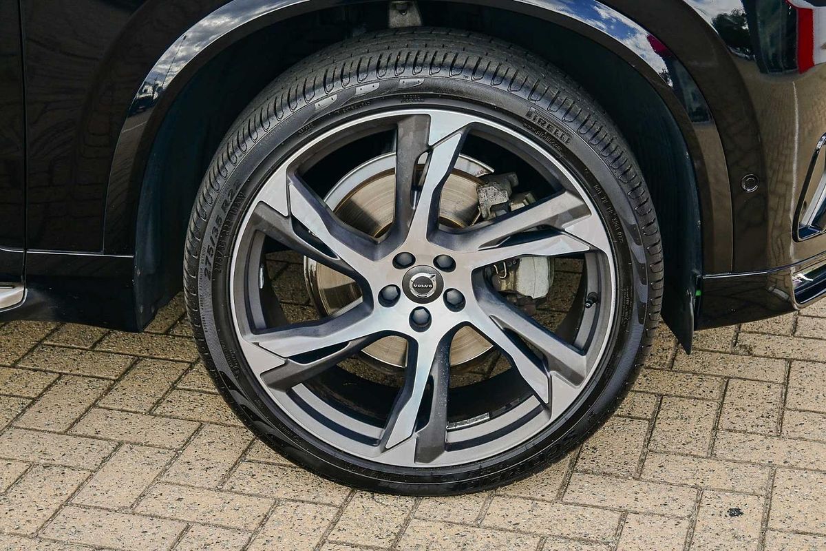 2018 Volvo XC90 T6 R-Design