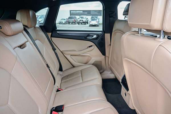 2019 Porsche Macan 95B