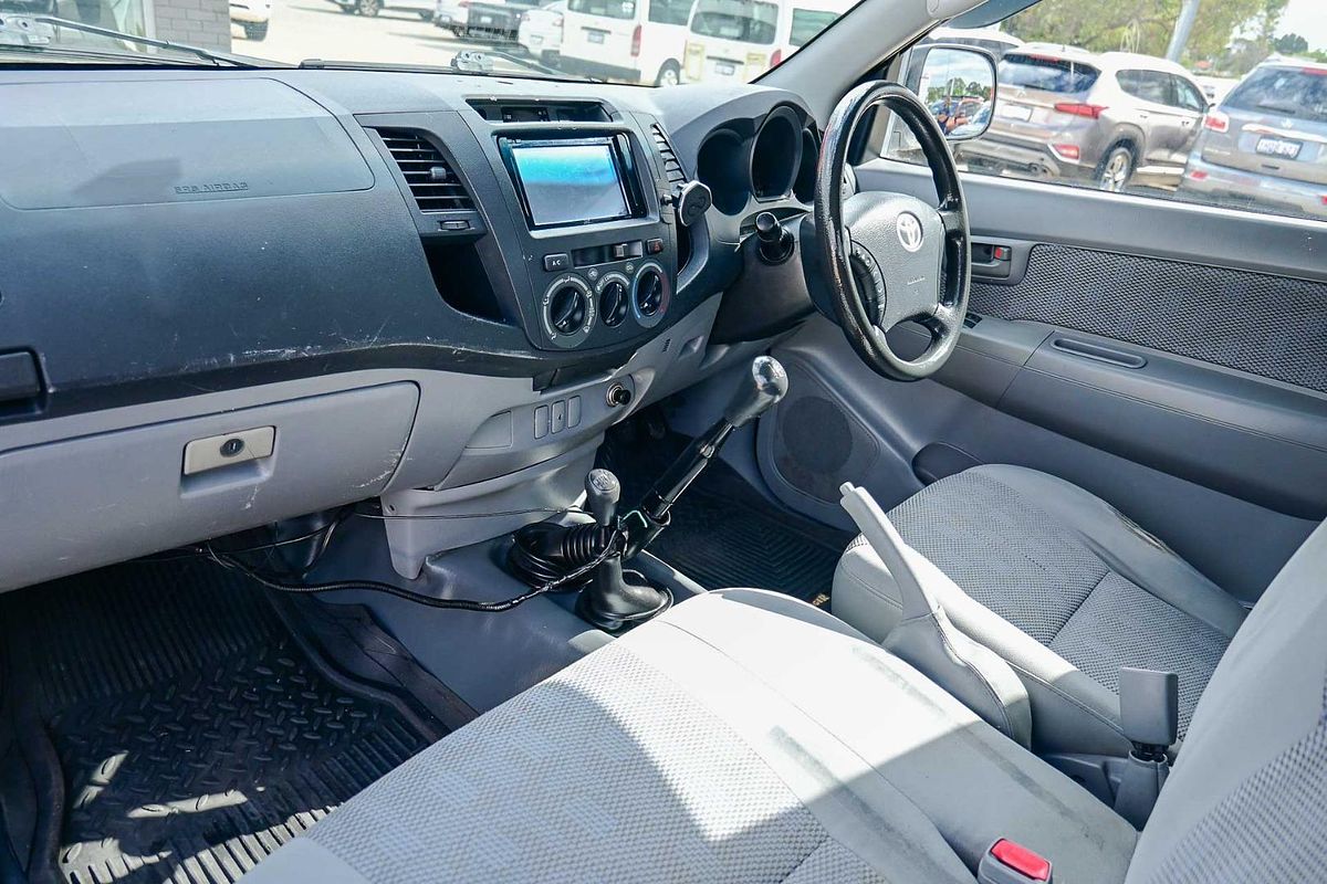 2010 Toyota Hilux SR KUN26R 4X4