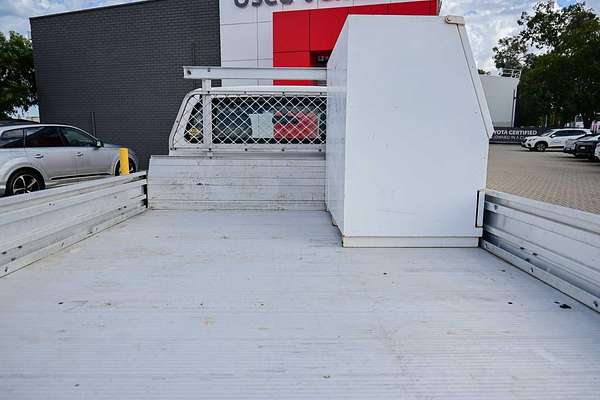 2010 Toyota Hilux SR KUN26R 4X4