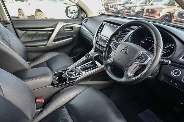 2016 Mitsubishi Pajero Sport Exceed QE