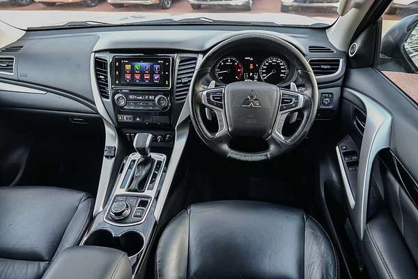 2016 Mitsubishi Pajero Sport Exceed QE