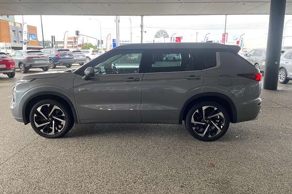 2022 Mitsubishi Outlander PHEV Exceed ZM