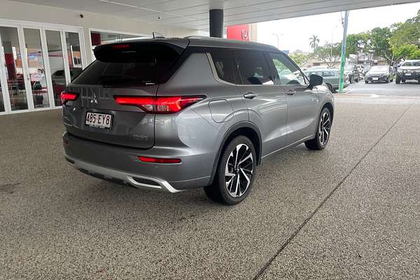 2022 Mitsubishi Outlander PHEV Exceed ZM