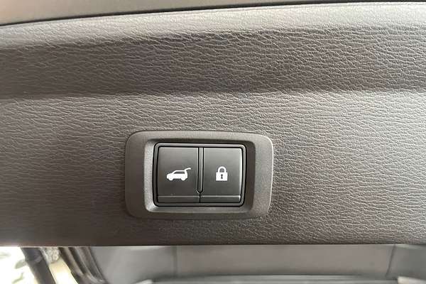 2022 Mitsubishi Outlander PHEV Exceed ZM