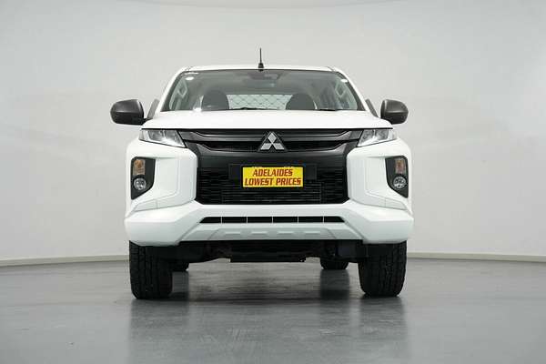 2021 Mitsubishi Triton GLX MR 4X4