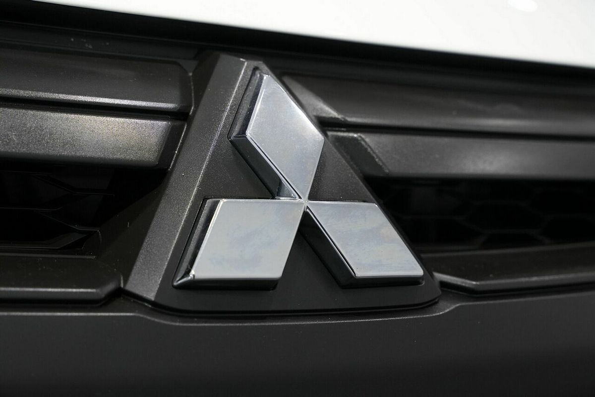 2021 Mitsubishi Triton GLX MR 4X4
