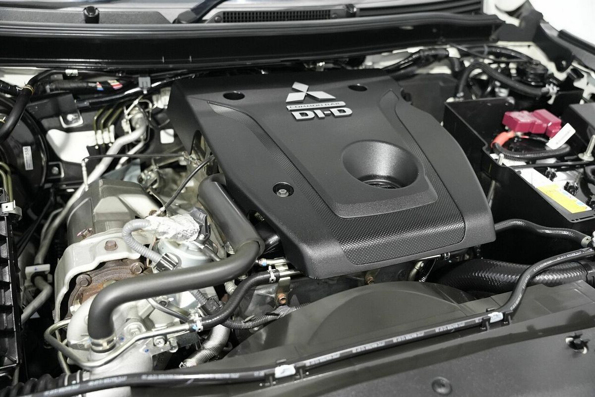 2021 Mitsubishi Triton GLX MR 4X4