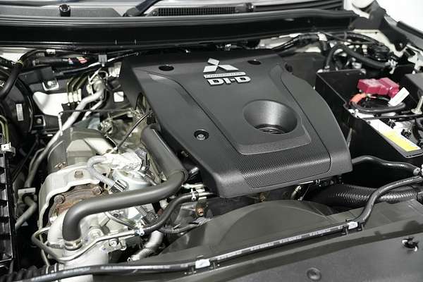 2021 Mitsubishi Triton GLX MR 4X4