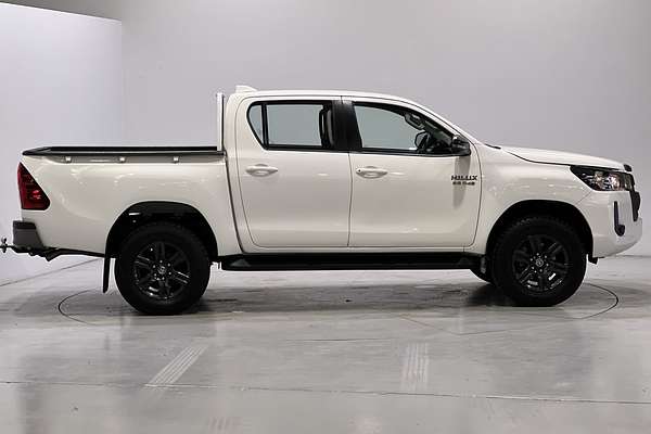 2022 Toyota Hilux SR GUN126R 4X4