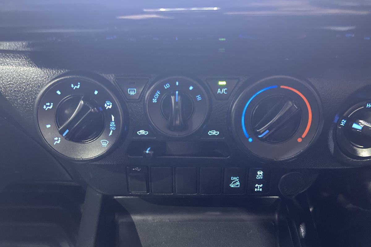 2022 Toyota Hilux SR GUN126R 4X4