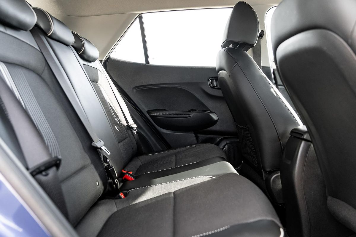 2024 Hyundai Venue Active QX.V5