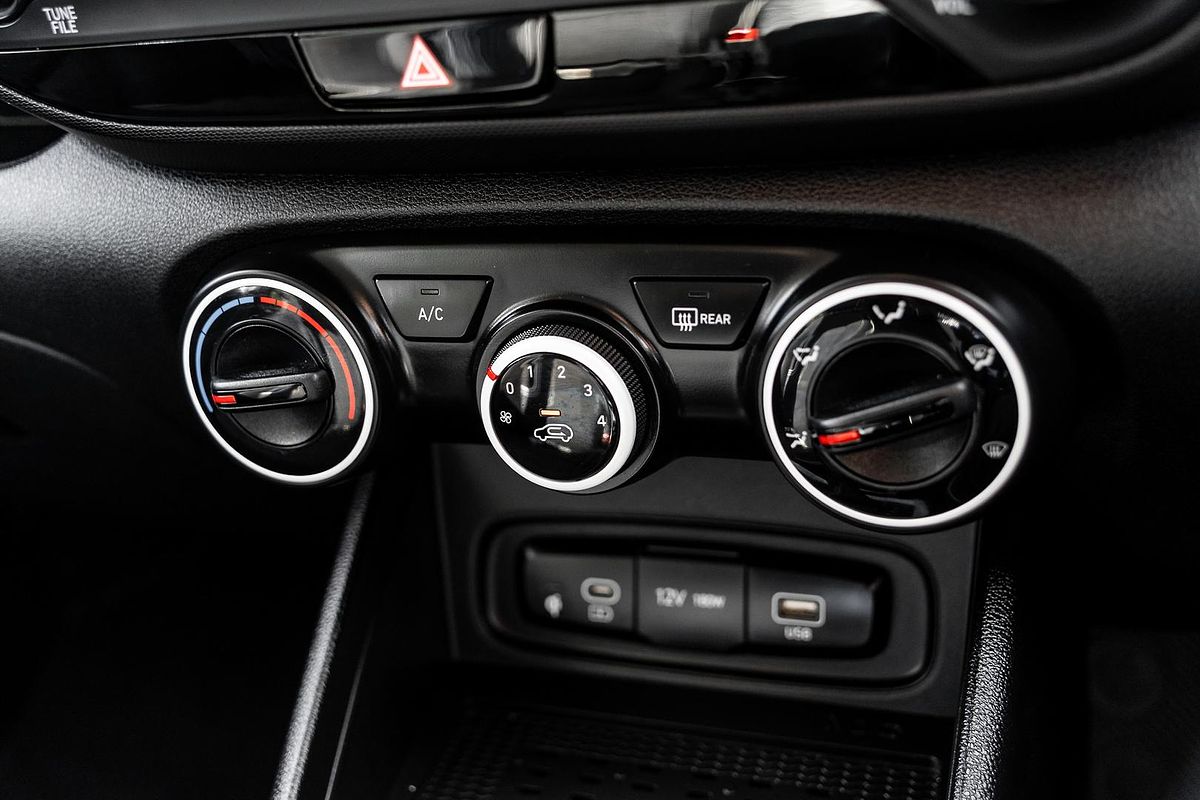 2024 Hyundai Venue Active QX.V5