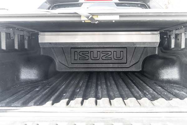 2023 Isuzu D-MAX LS-M 4X4