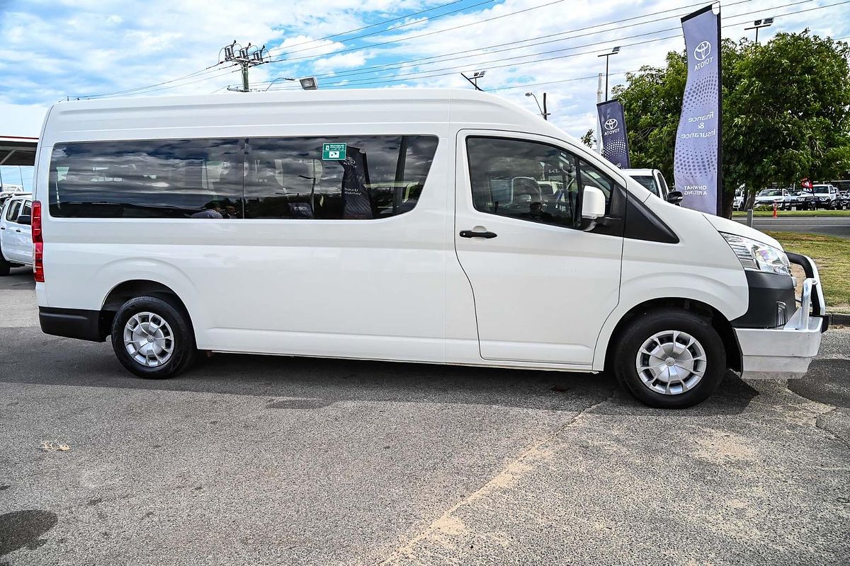 2020 Toyota Hiace Commuter GDH322R